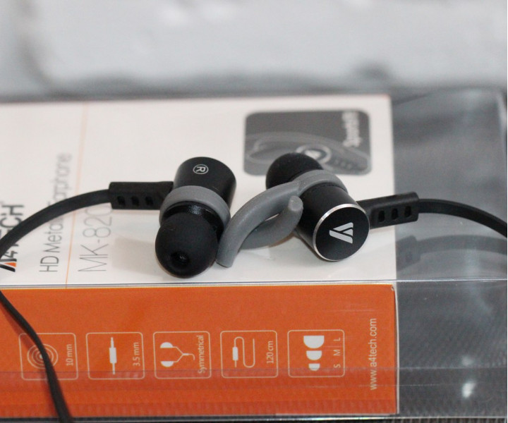 Наушники A4Tech MK-820 Black+Grey, Mini jack (3.5 мм), вакуумные, кабель 1.2 м