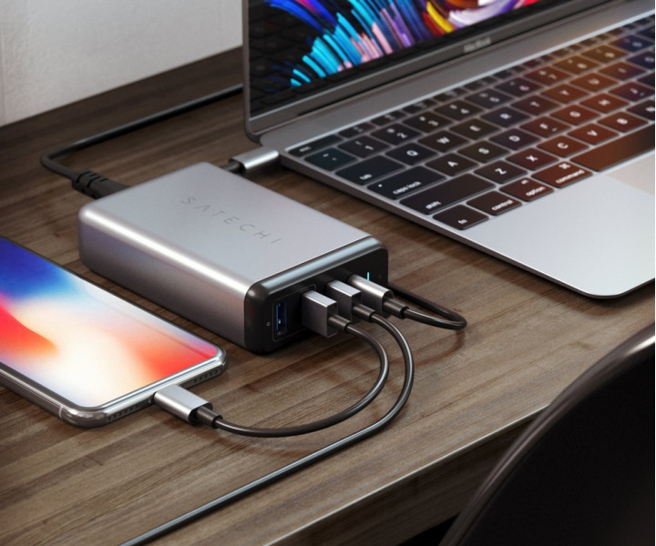 Зарядное Satechi USB-C 75W Travel Charger Space Gray (ST-MCTCAM)