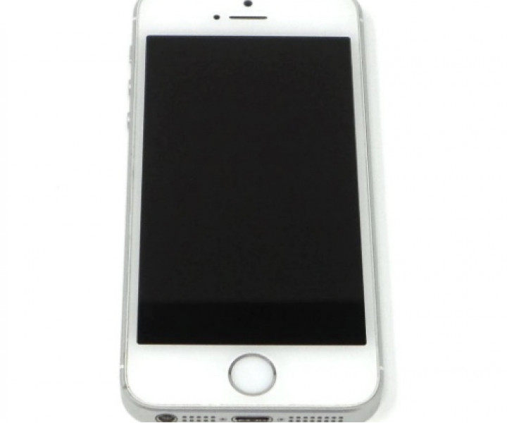 iPhone SE 64Gb Silver б/у