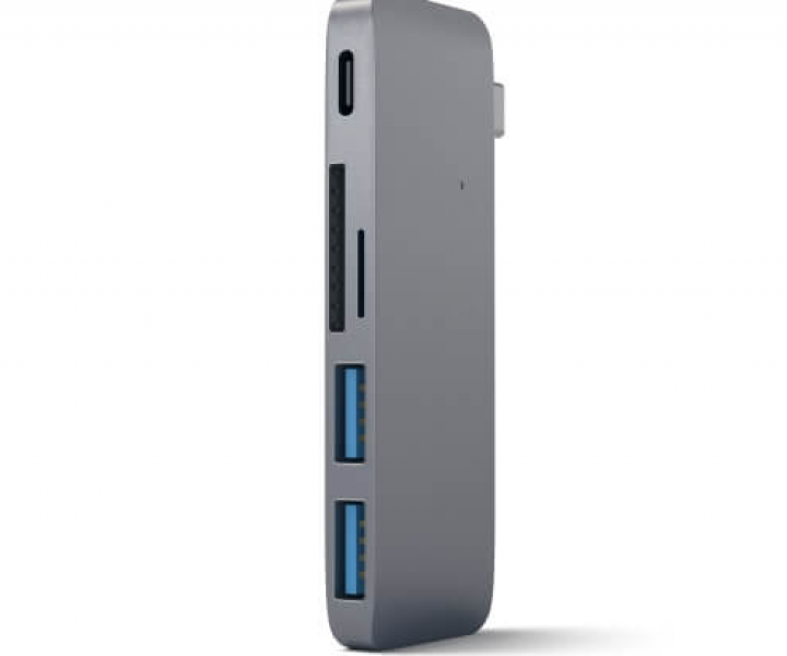 Хаб Satechi Type-C USB 3.0 Passthrough Hub Space Gray