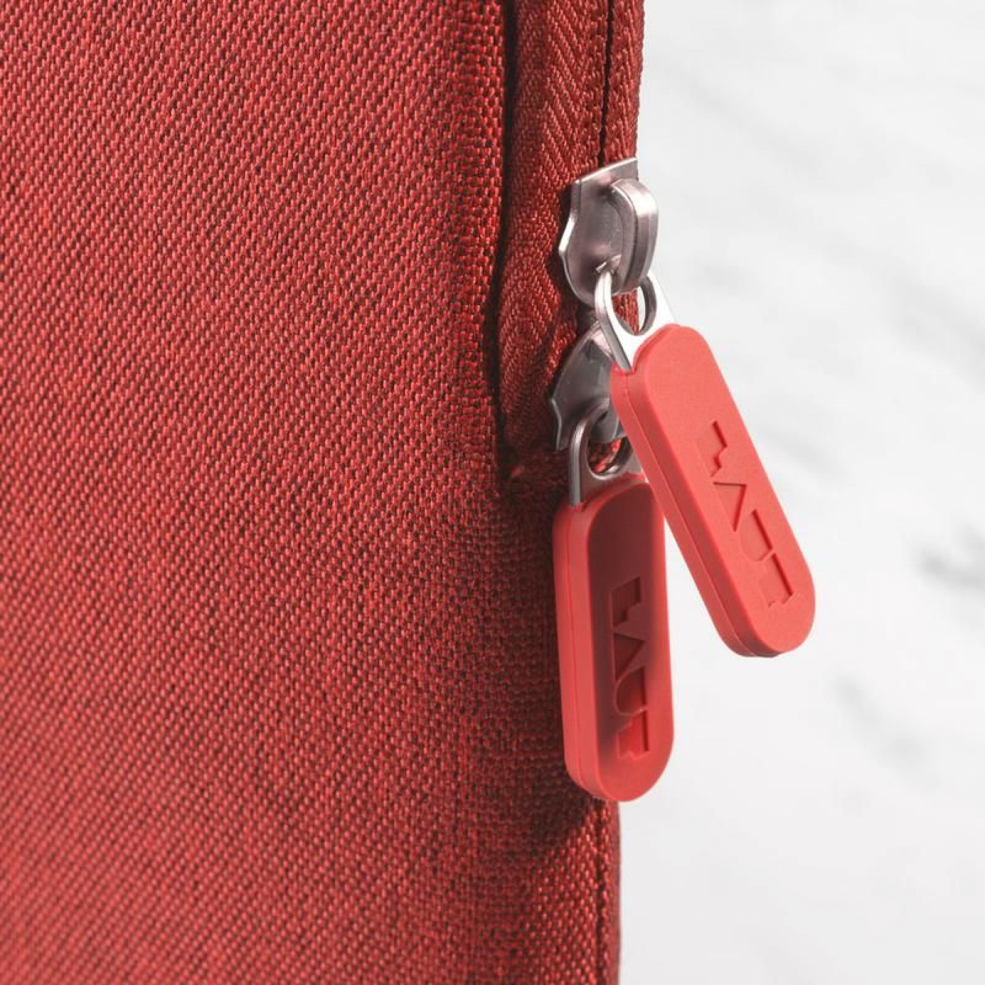Чохол для ноутбука LAUT Profolio Protective Red для MacBook 13 (LAUT_MB13_PF_R)