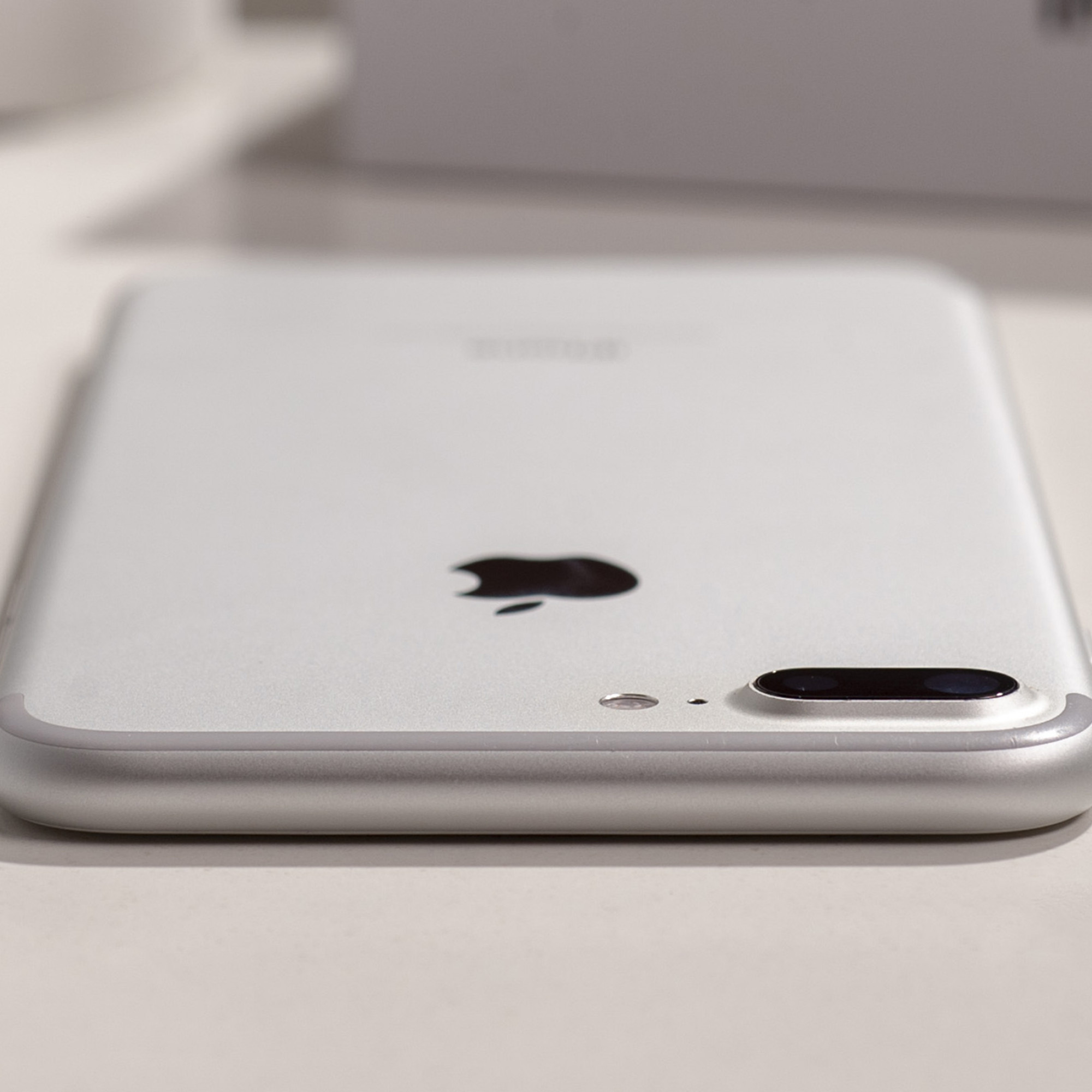iPhone 7 Plus 128GB Silver (MN4P2) б/у
