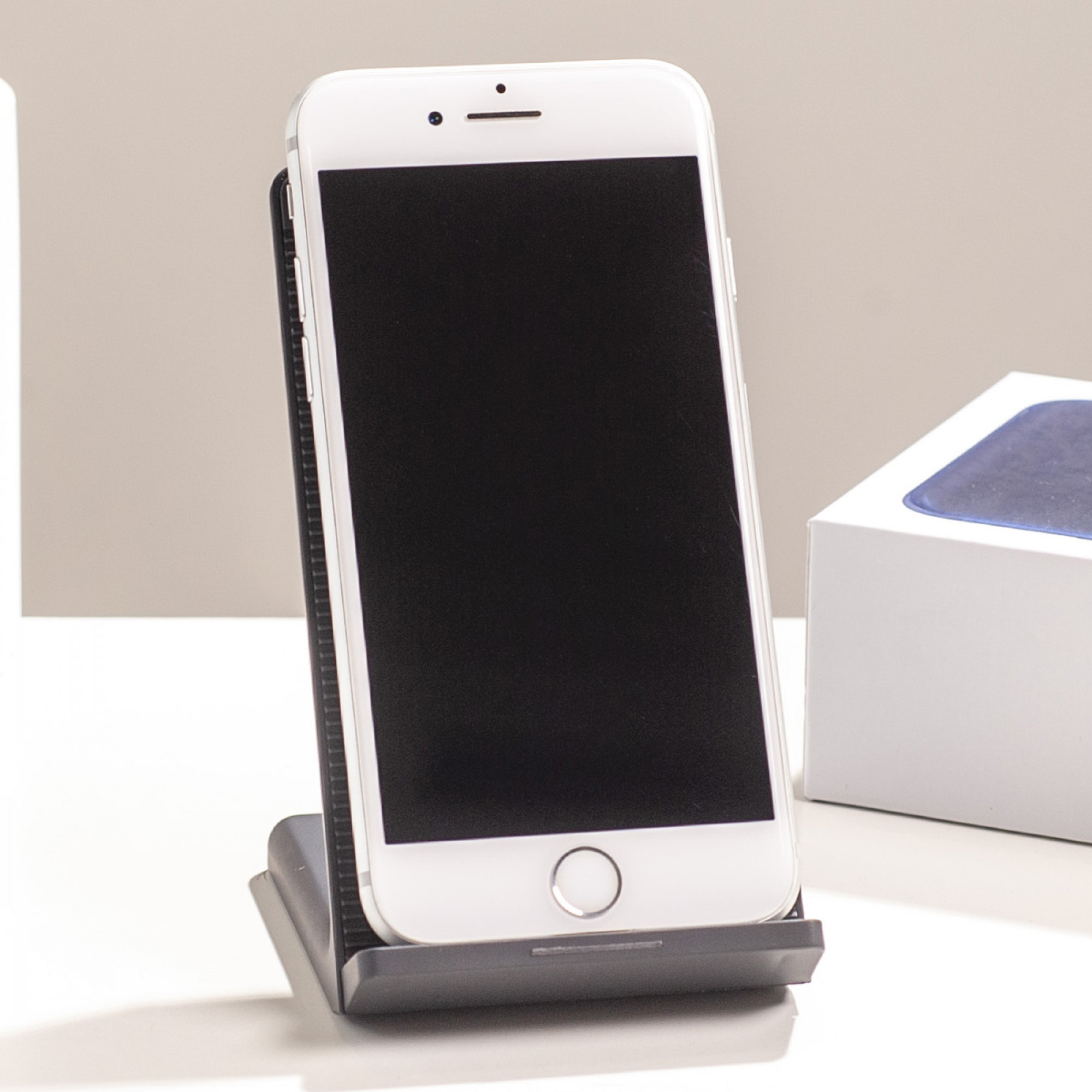 iPhone 7 128GB Silver (MN932) б/у