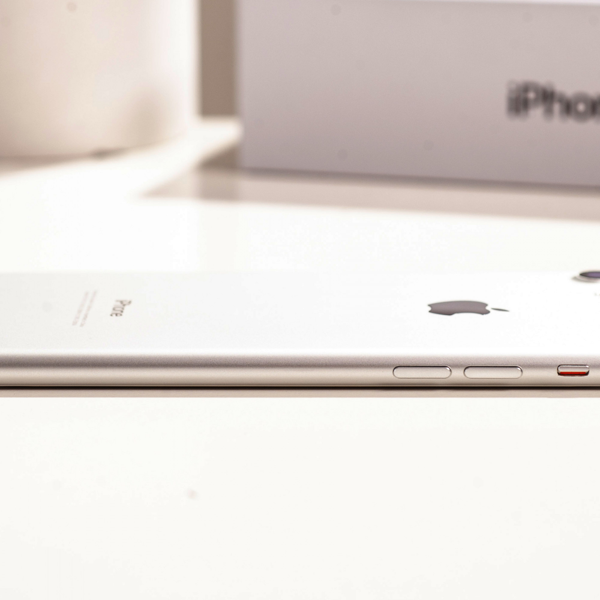 iPhone 7 128GB Silver (MN932) б/у