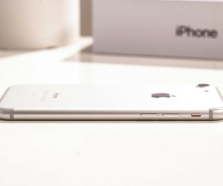 iPhone 7 128GB Silver (MN932) б/у