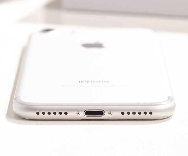 iPhone 7 128GB Silver (MN932) б/у