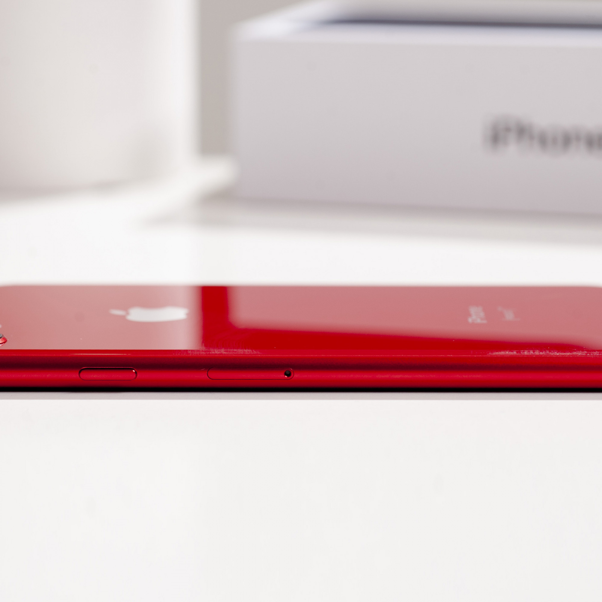 iPhone 8 256 gb Red б/у