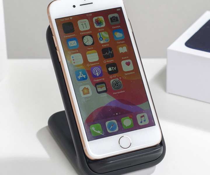 iPhone 8 64 gb Gold б/у