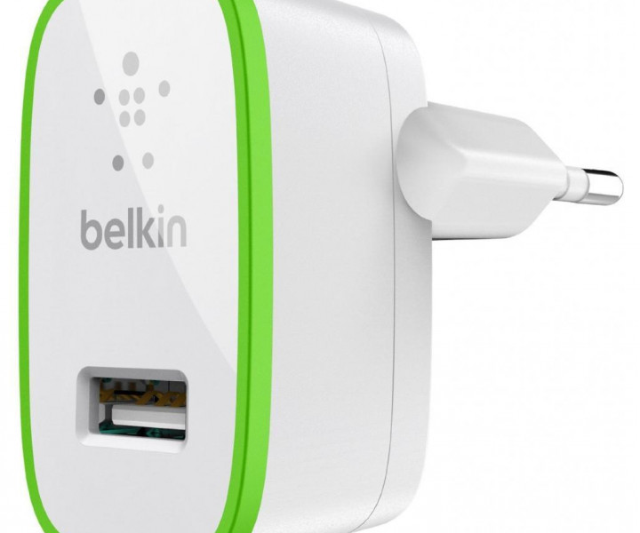 Сетевое зарядное устройство Belkin USB Home Charger (2.4A) + USB-A to Lightning Cable 1.2m (F8J125vf04-WHT)