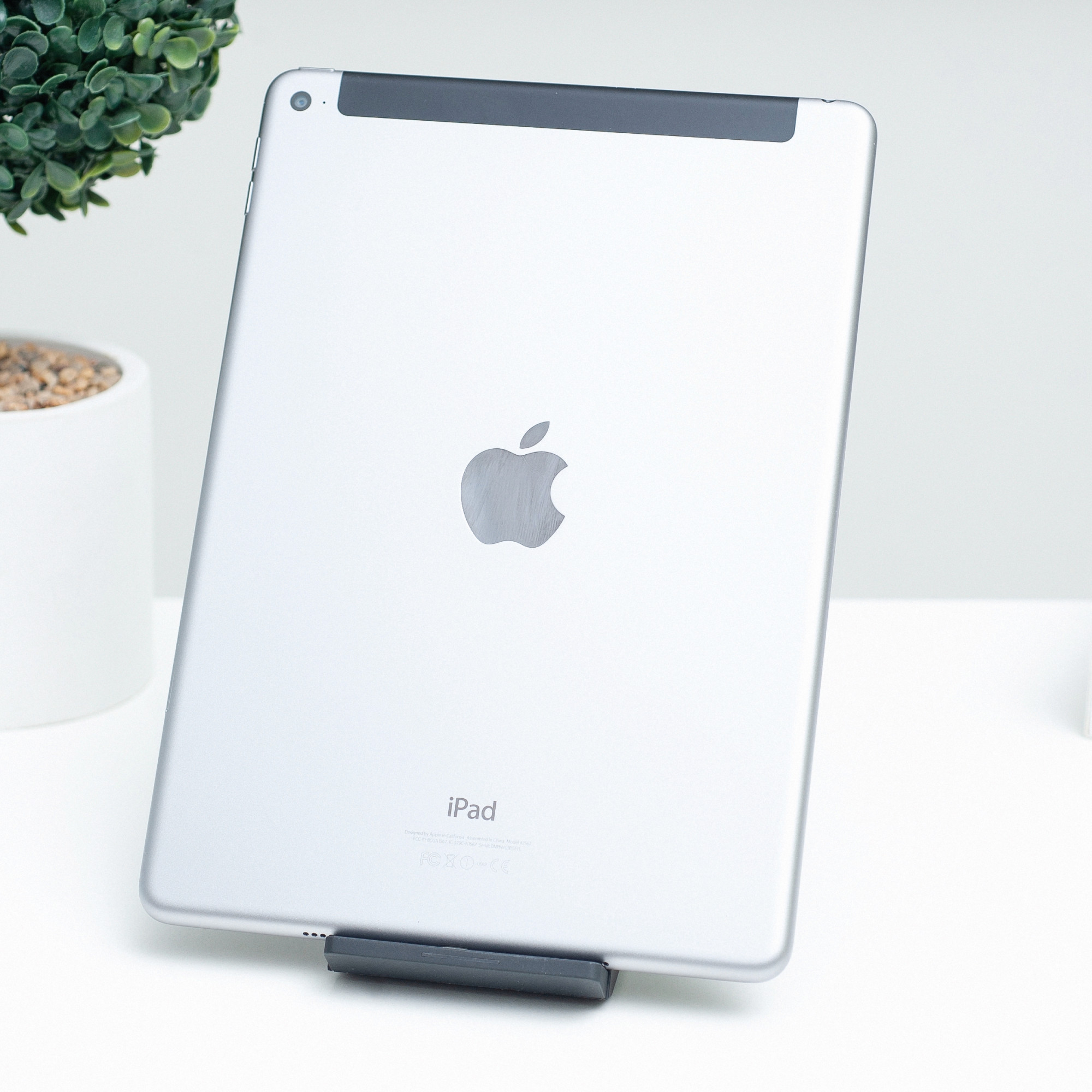 iPad Air 2 Wi-Fi, 16gb, Space Gray 5/5 б/у