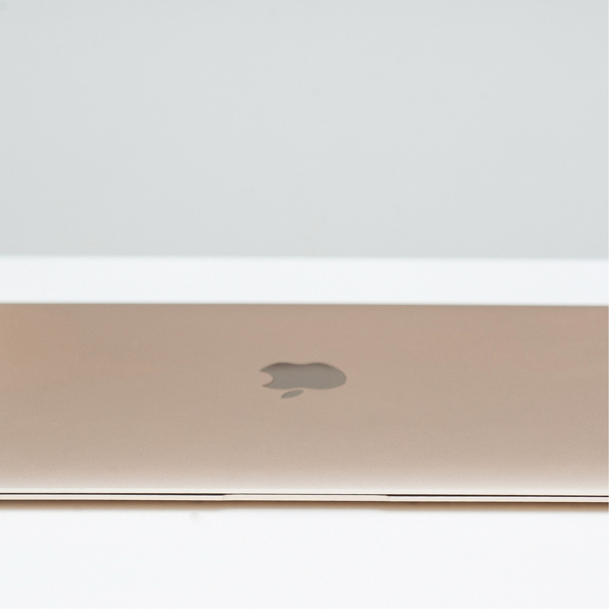 Apple MacBook 12 Gold 2016 (MLHF2) б/у