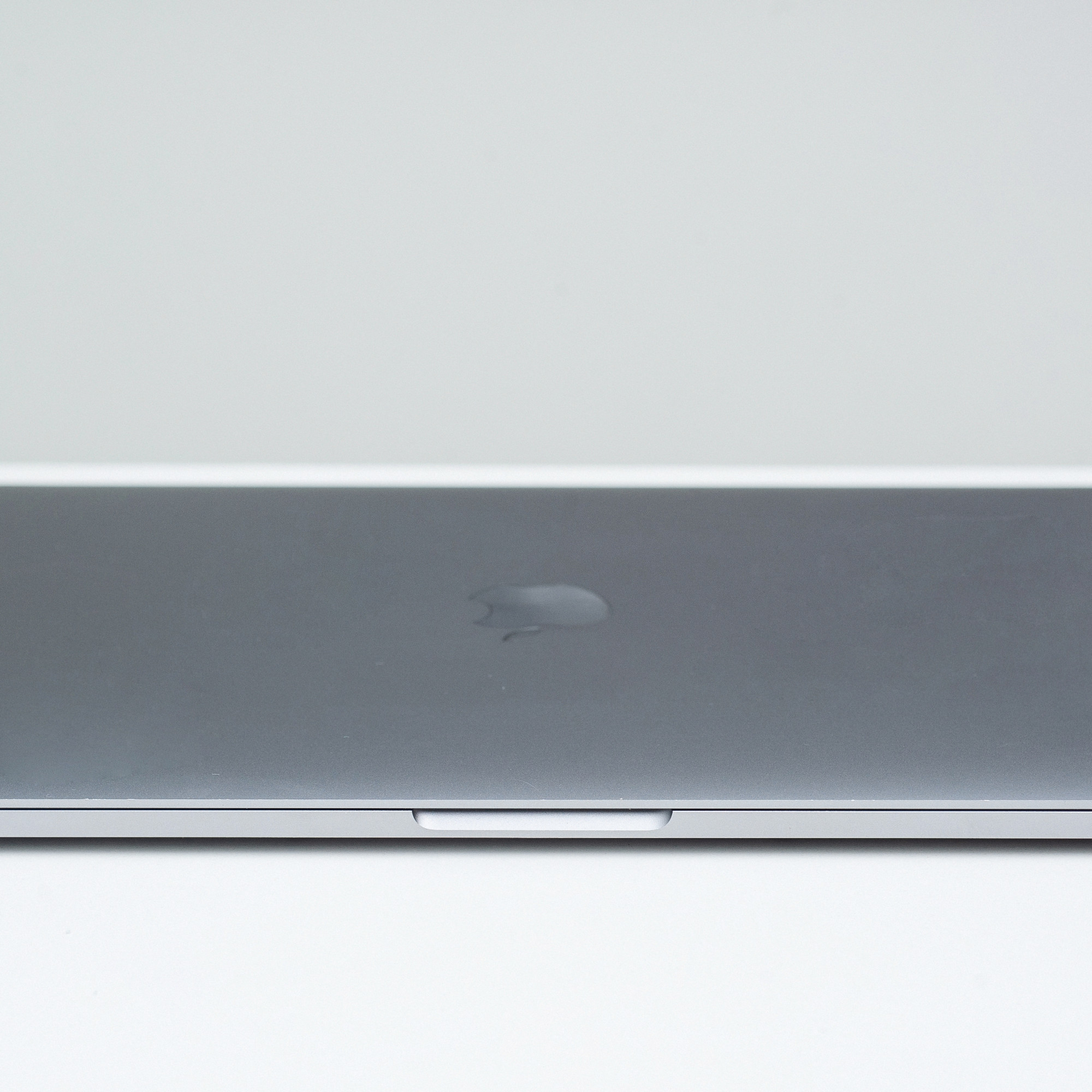 Apple MacBook Pro 13 Space Gray 2017 (MPXW2) б/у