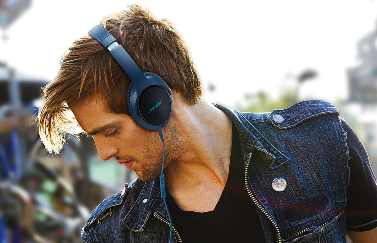 Bose SoundTrue Around-Ear Headphones II MFI Navy Blue