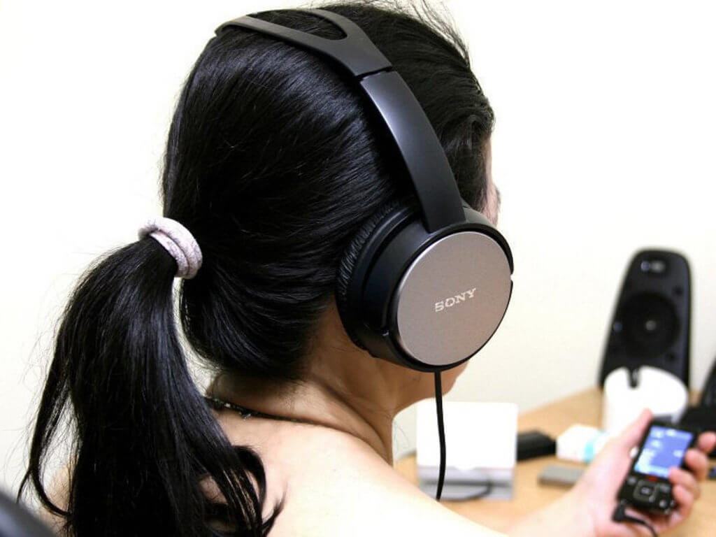 Купить Sony MDR-XD150