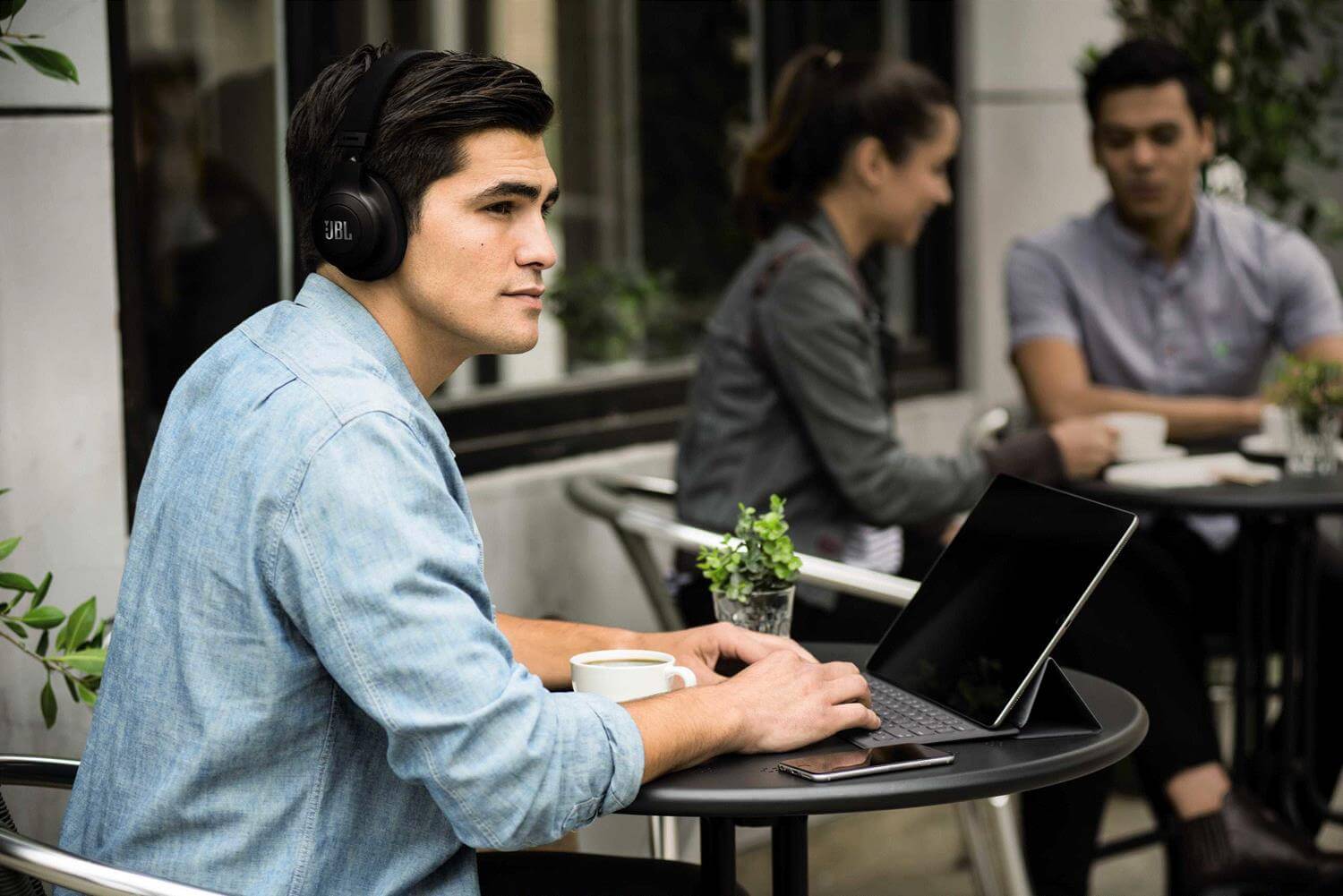 Наушники JBL E55BT