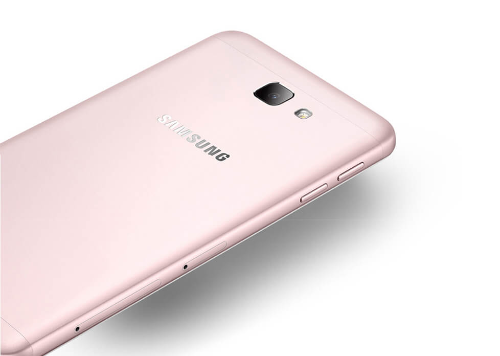 Samsung Galaxy On5 (2016) SM-G5700 32GB Dual камера